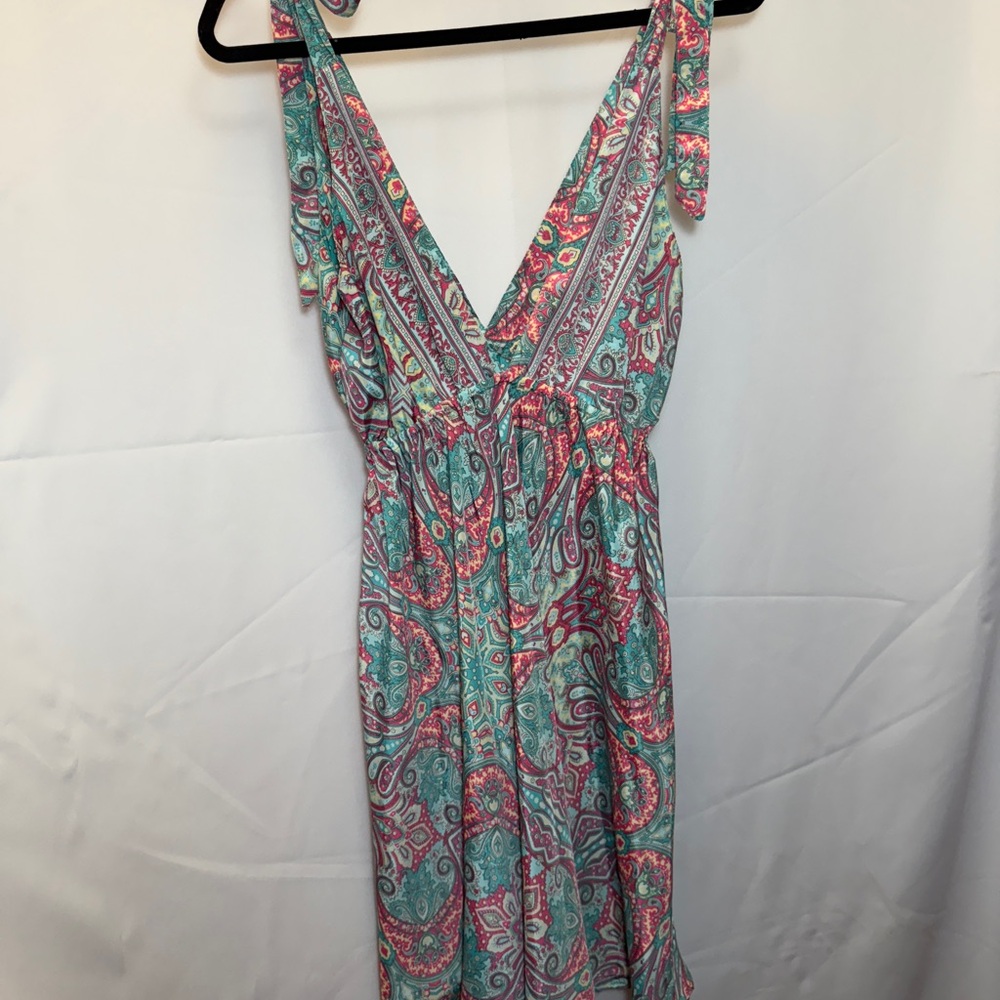 Paisley V-Neck Maxi Dress - Multicolor